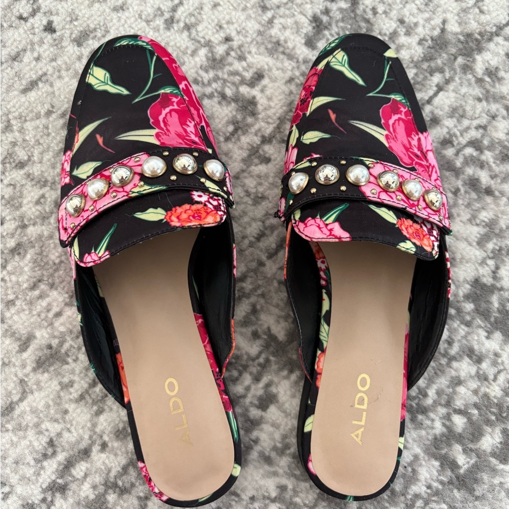 3/$40 Aldo Black and Pink Floral Loafers with Wide Band - Picture 2 of 5